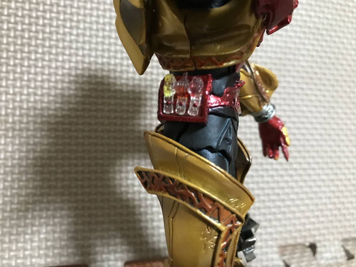 仮面ライダーキバ エンペラーフォーム S.I.C. | : 魂ウェブ限定 