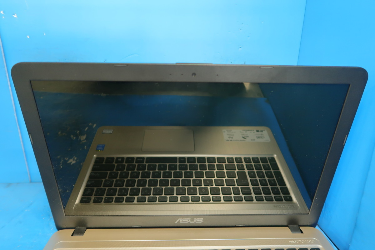 ASUS Core i3-4005U Asus K540LA-XX083T Intel 1.7GHz DVD 