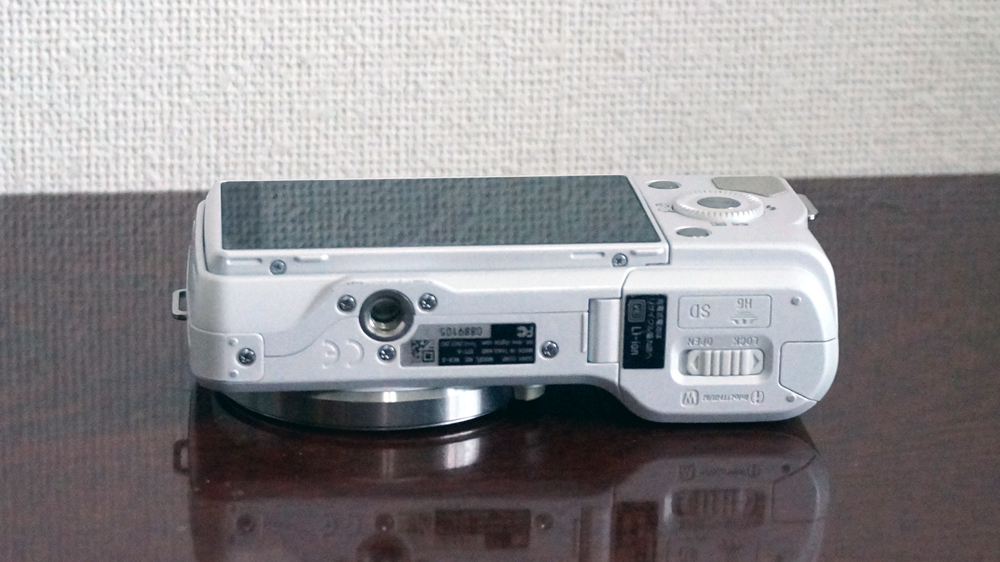 SONY NEX-3 ミラーレス一眼 デジタルカメラ α ホワイト ミラーレス一眼