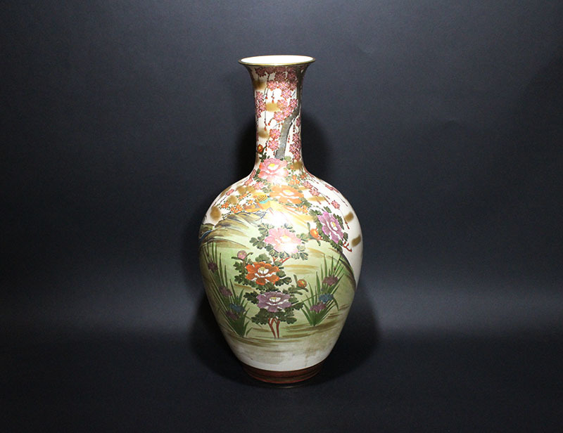 真】古美術 古薩摩 薩摩焼 色絵 金彩 牡丹花鳥図 花入 飾壺【薩摩】在