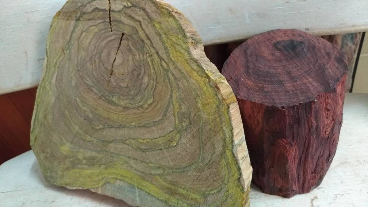 ☆セール 天然カンボジア産 『菩薩沈香おののこまち黄熟香瘤白檀』 計１２８２，９ｇ沈水香木 １００％天然保証