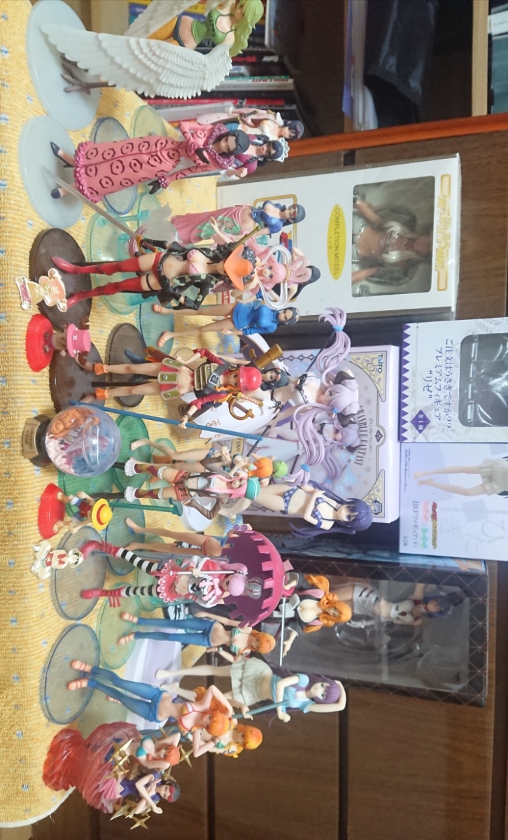 [1円スタート] 未開封品含む フィギュア ストラップ 食玩等 大量! ワンピース、美少女フィギュア _2