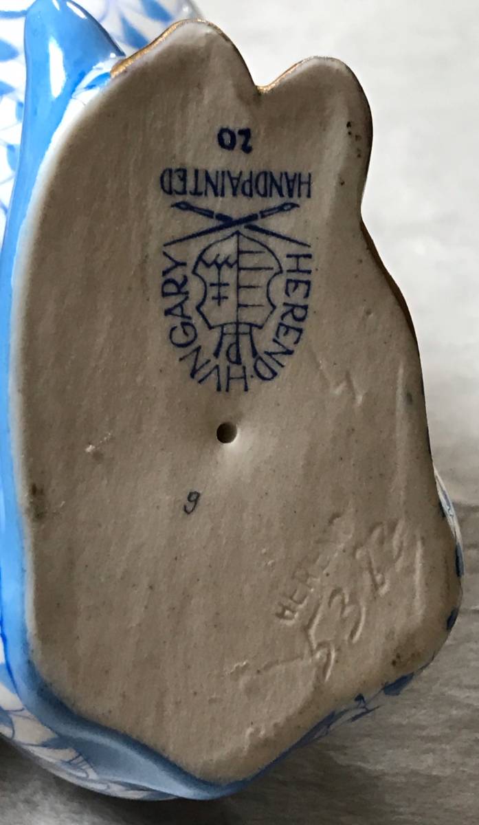 ヘレンドHERENDフィギュリン リボンを付けた猫(L) グリーン11.5cm