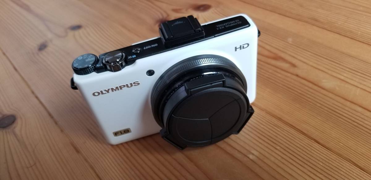 オリンパス OLYMPUS XZ-1 ショット数：829 フラッシュ数：24