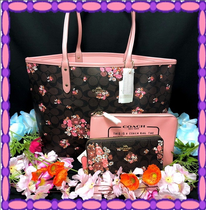 COACHシグネチャーフラワーフローラル花柄トートバッグ＆長財布/ポーチ 