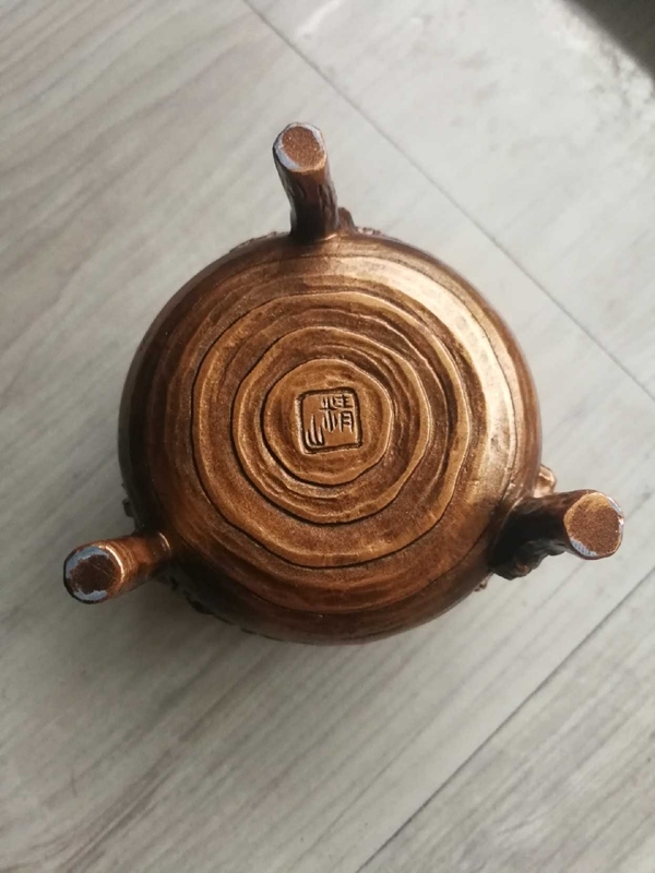 銅製 三足香炉 寂蔵出時代 金工細工『松竹梅文』花透かし蓋 精山造 香炉 高岡銅器 2026年最新Yahoo!オークション | 蝋型鋳銅 PAY 銅器 三足 三好三治 造 香炉&frasl;香器『高岡銅器鉄鉢型獅子蓋香炉&frasl;鶴彫金&frasl;焼青銅色銅製[空薫用