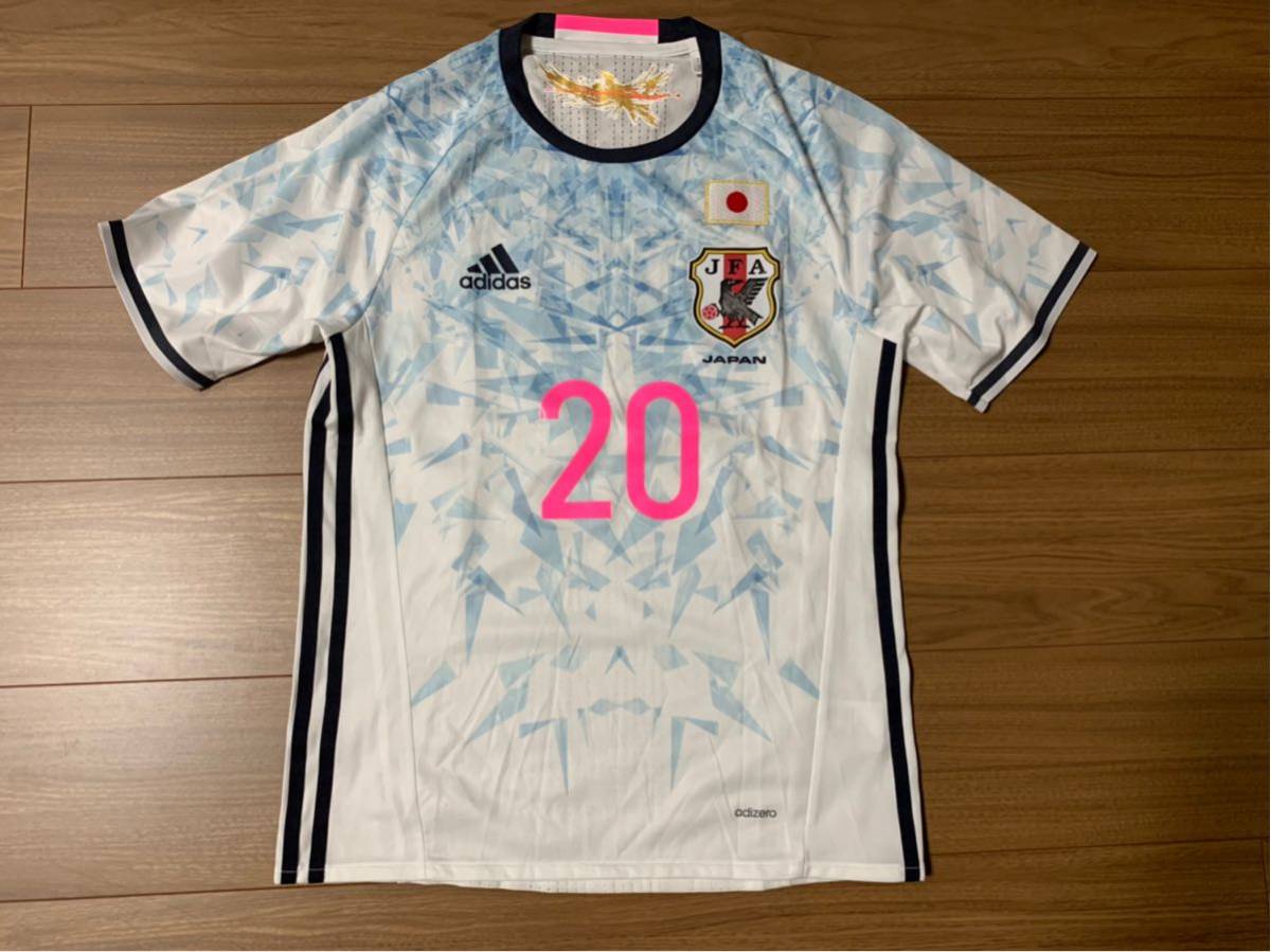 アウェイ 日本代表 0 なでしこジャパンのアウェイ用ユニフォーム、FIFA