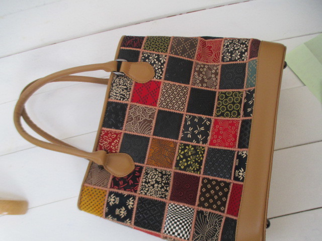 新品・未使用 印伝のパッチワーク 本革ハンドバッグ 未使用 印傳 印伝調