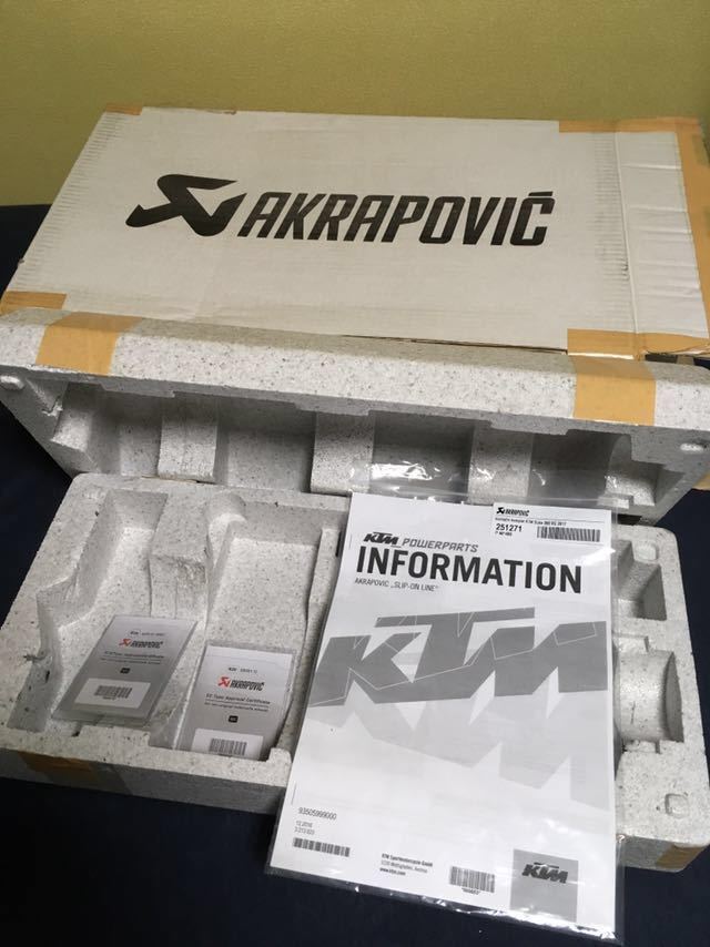 アクラポビッチ AKRAPOVIC スリップオンマフラー パワーパーツ KTM