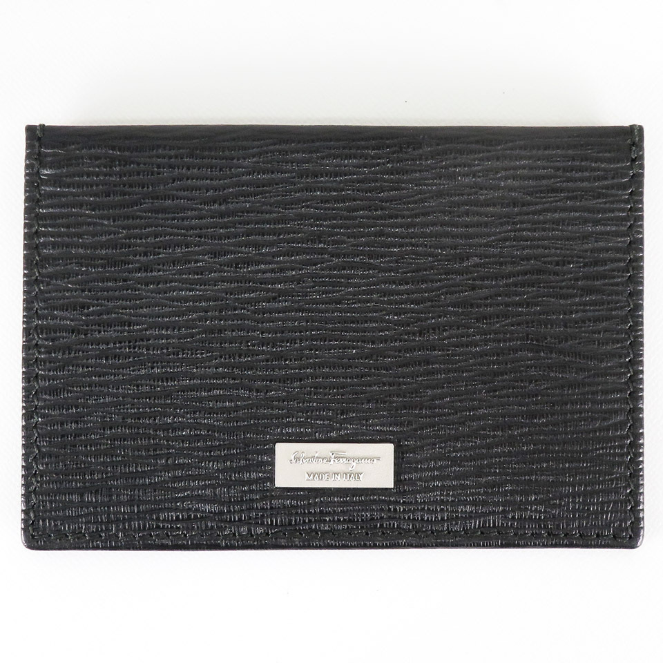 質イコー 極美品 サルヴァトーレ・フェラガモ Salvatore Ferragamo カードケース 669969 ペブルカーフレザー ブラック×レッド 質流