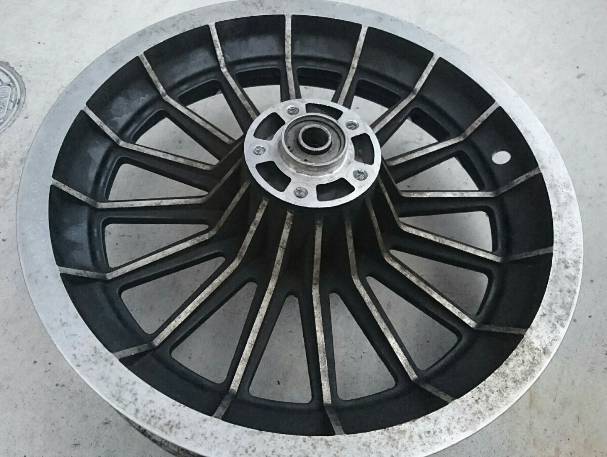 ハーレー ナインキャスト ホイール fxs xlh xlch アイアン 19インチ