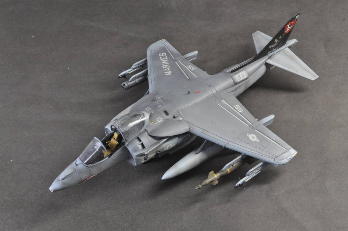 プラモデル完成機 1⁄48 AV-8BハリアーⅡ「ナイトアタック」 1/48