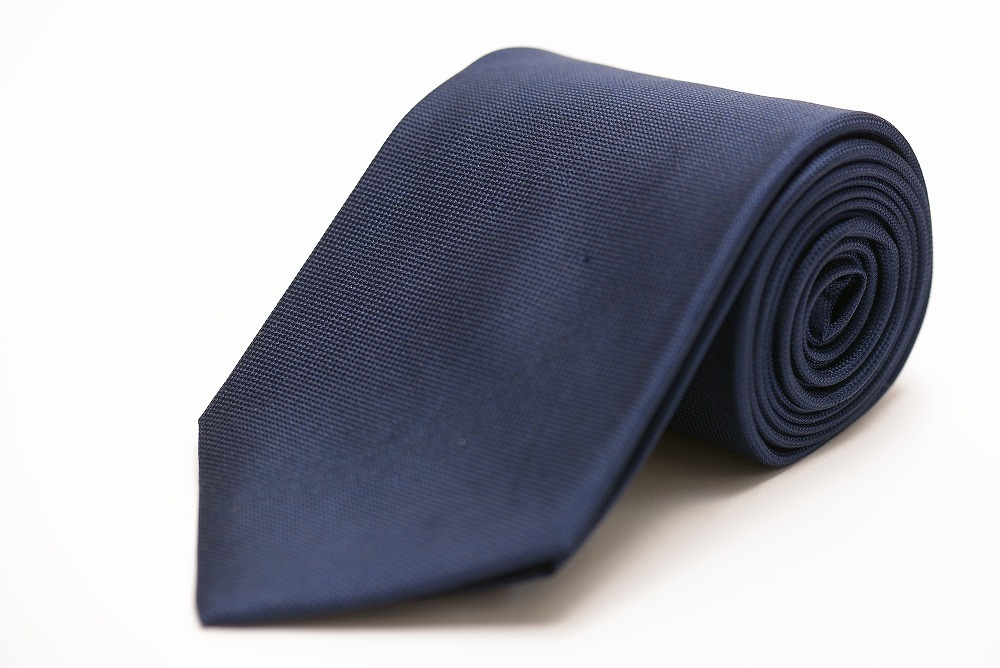 新品 ISAIA 7HOLDブラック ソリッドネクタイ 新品 ISAIA ネクタイ 7FOLD HANDMADE ソリッドタイ セッテピエゲ