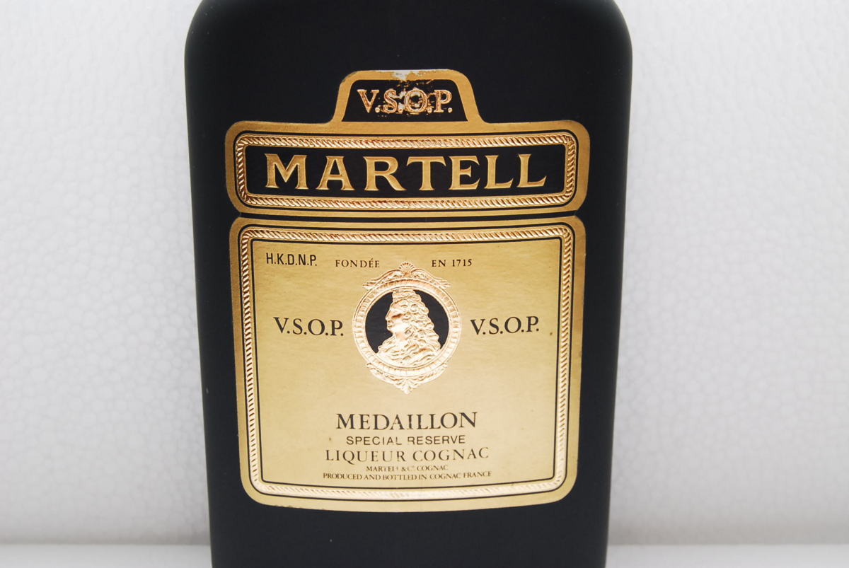 ○古酒○MARTELL マーテル VSOP メダイヨン金 ブランデー 箱付 700ml