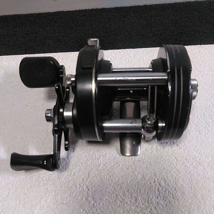 希少Daiwa オールドダイワ ミリオネア GS3000C ベイトリール 希少