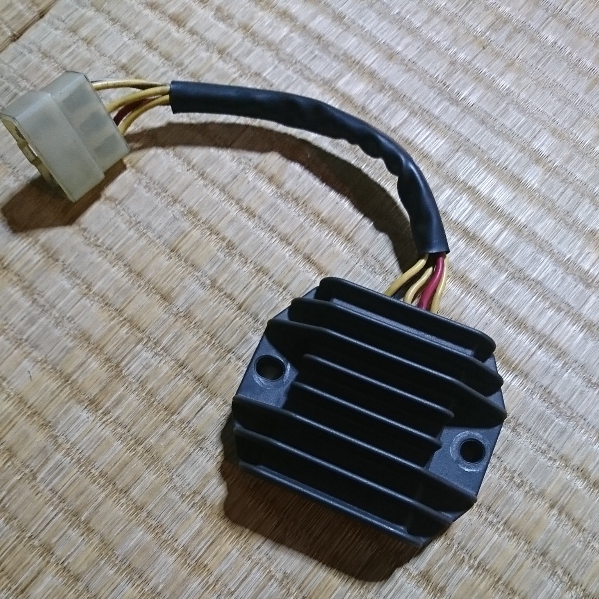  アドレスV125 純正 レギュレーター(スズキ用)｜売買されたオークション情報、yahooの商品情報をアーカイブ公開 - オークファン スズキ用