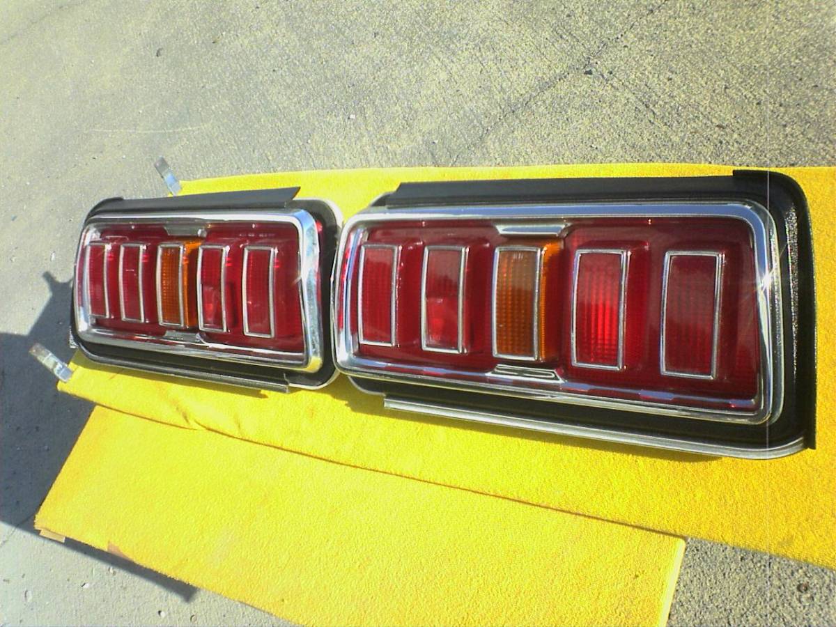 セドリック 名車文化研究所 1972年3代目 Genuine ニッサン グロリア 0 