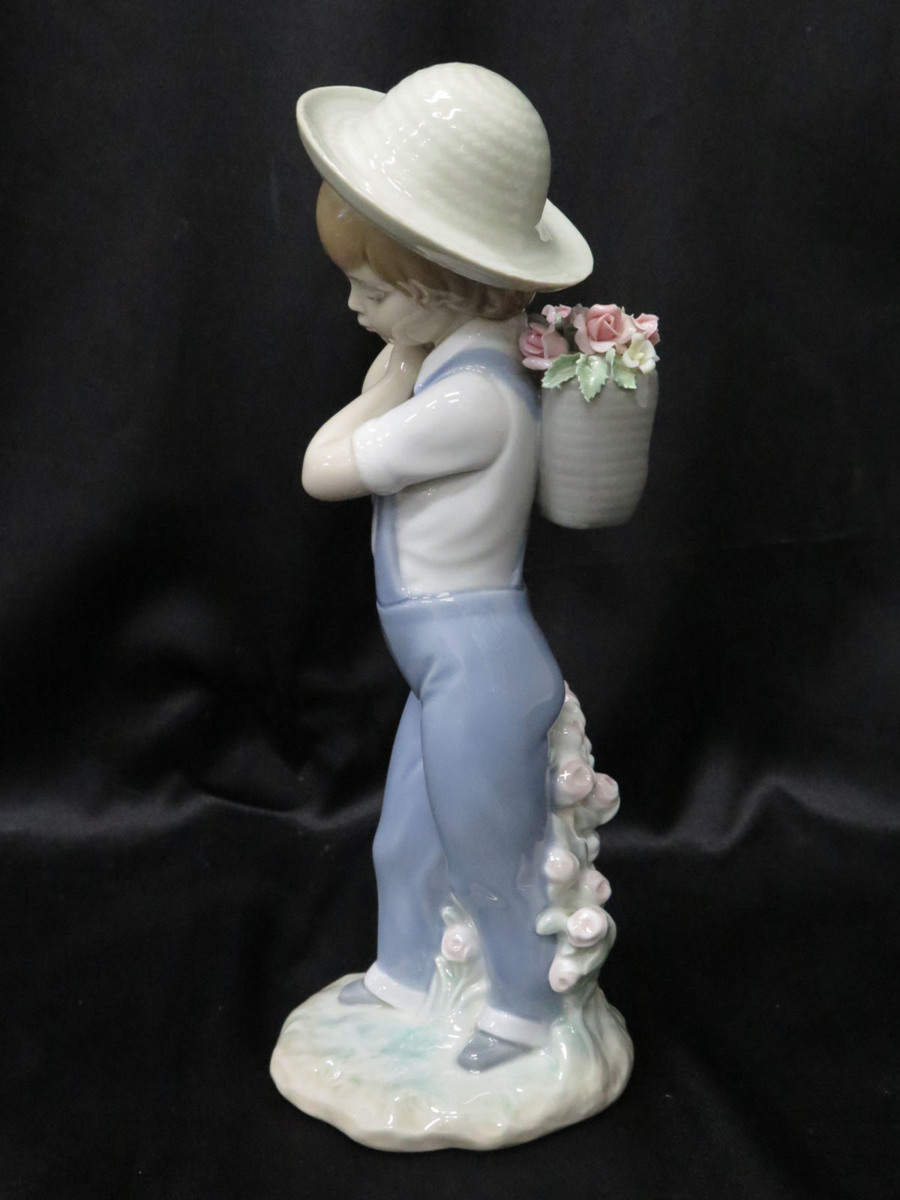 リヤドロ かごいっぱいのバラ 陶器人形 フィギュリン LLADRO 少年 絶版 