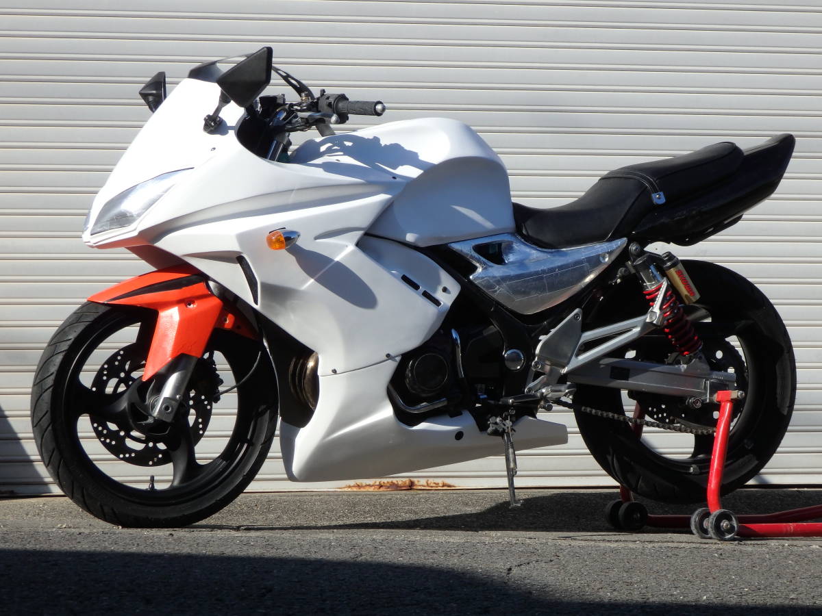 カワサキ BALIUS Ⅱ バリオス2 （ZR250B）ストリートフルカウル 