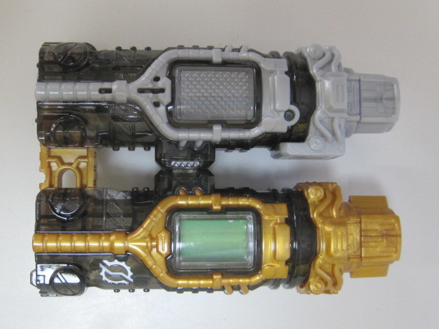 現状渡し　中古　バンダイ 仮面ライダービルド DXフルフルラビットタンクボトル