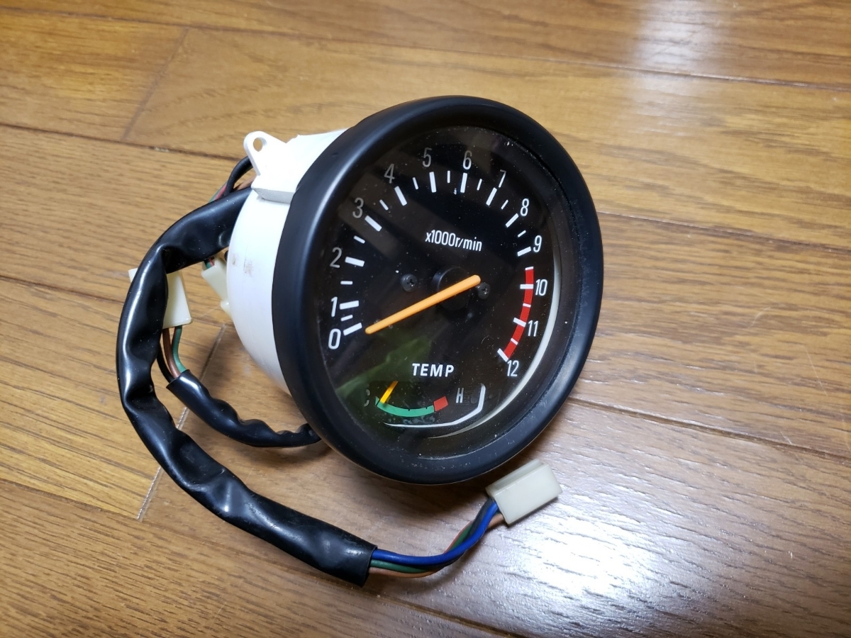 RZ250 4L3. メーター 長期ストック品 動作未確認 ベース RZ250 4L3