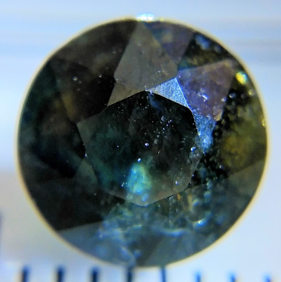 訳あり・ソ付きタンザナイトルース1.979ct 希少 大粒非加熱天然 訳あり・ソ付きタンザナイトルース1.979ct 希少 大粒非加熱天然
