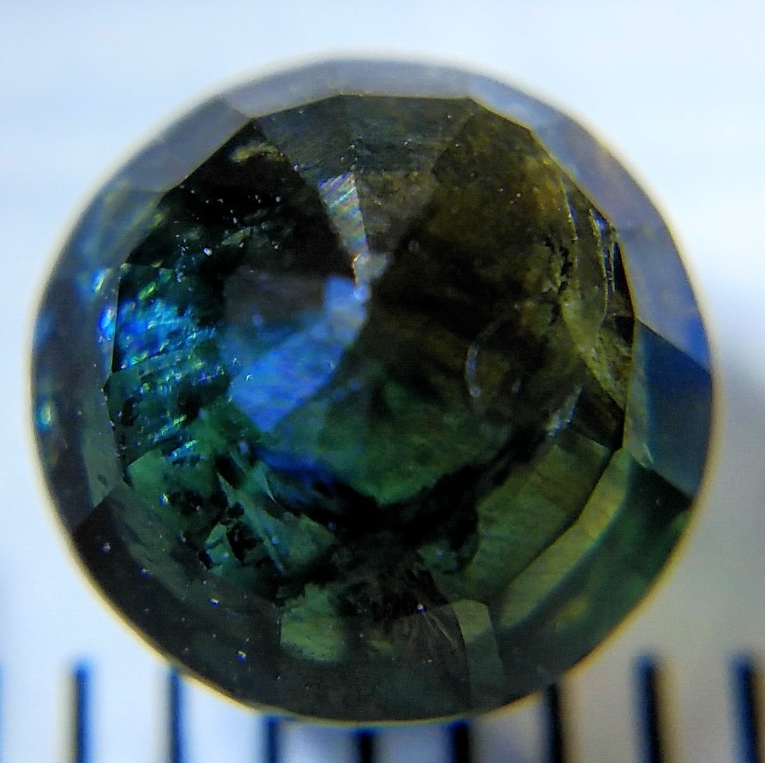 訳あり・ソ付きタンザナイトルース1.979ct 希少 大粒非加熱天然 訳あり・ソ付きタンザナイトルース1.979ct 希少 大粒非加熱天然