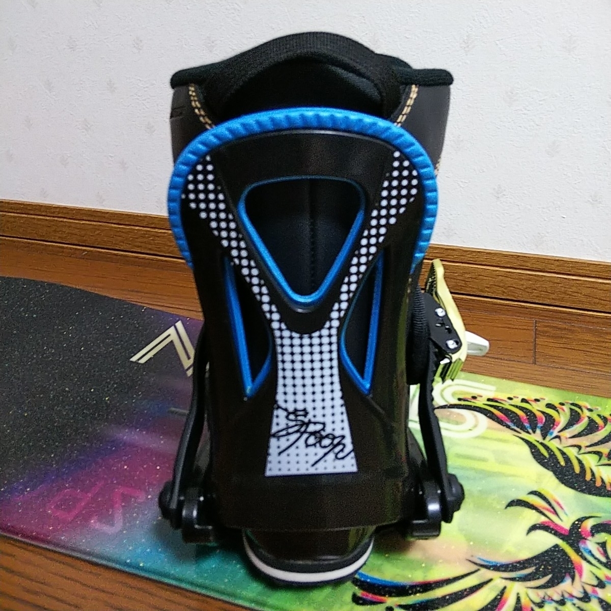 スノーボード キッズ 3点セット - ジュニア 価格.com 3点セット」の人気商品一覧・価格比較 キッズの通販 3点セット（スポーツ・アウトドア ボード板+ビンディング+ブーツ ＆ JR+ 3点セットの通販 PIXCELIVE PH-05 K2