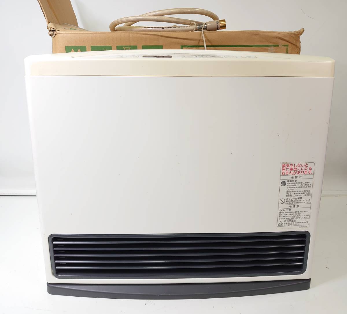 I*8様 2010年式の新品未使用品！ガスファンヒーター RC-24FSE 送料無料X46169TOHOGAS ガスファンヒーター RC-24FSE 良品 東邦ガス