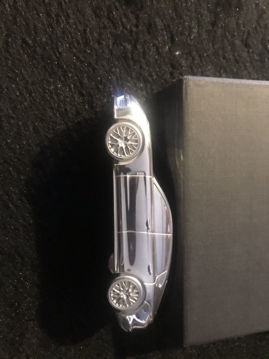 新品・未使用品】ポルシェ 非売品 パナメーラ メタルカー ペーパーウェイト