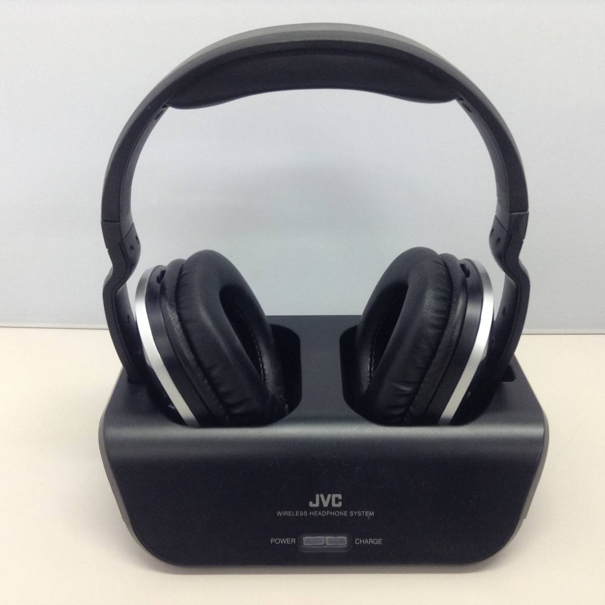 ○JVC ワイヤレスヘッドホンシステム HA-WD100 ブラック