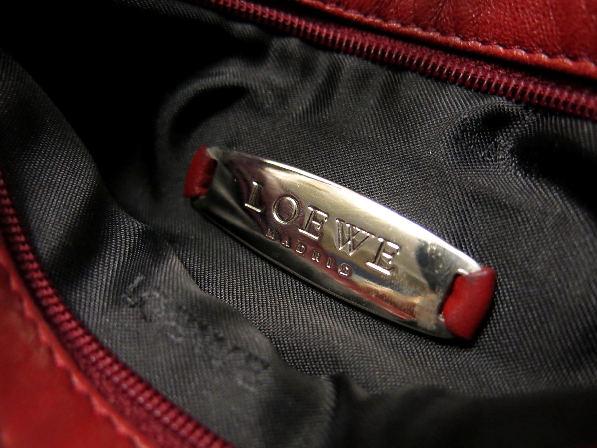 ○美品○LOEWE ロエベ○アナグラム○ナッパ レザー 本革○ショルダー