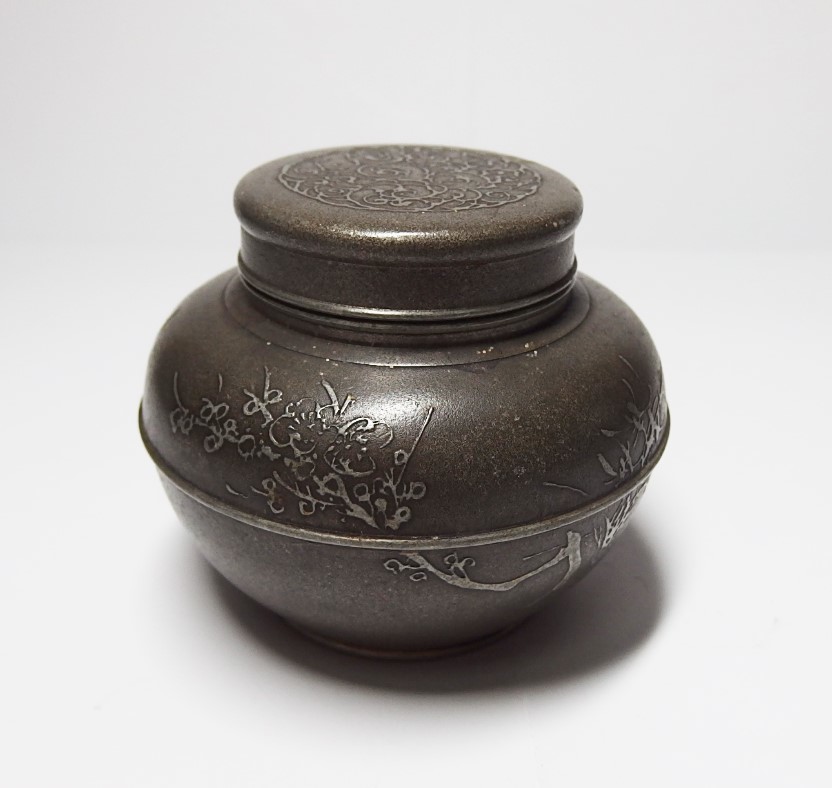 安い新作 古錫松竹梅図茶壺/勝章銘/茶入/煎茶道具/265g
