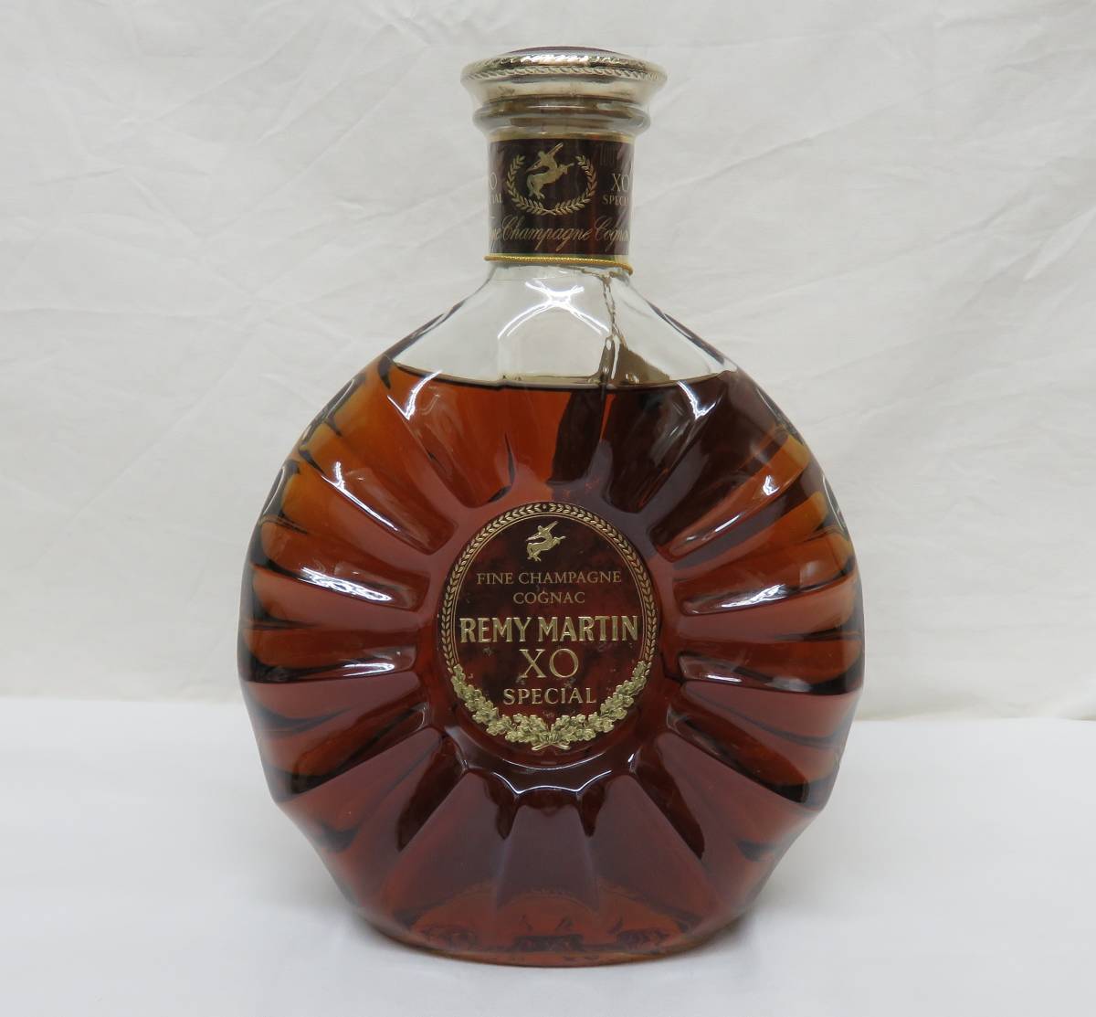 人気セール 未開栓 REMY MARTIN レミーマルタン XOスペシャル 旧ボトル ブランデー コニャック 1000ml 40%(レミーマルタン)｜売買されたオークション情報、yahooの商品情報をアーカイブ公開 - オークファン コニャック