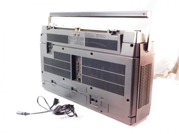 98☆HITACHI PERDiSCO☆TRK-8180☆ラジカセ☆FM/AMステレオカセット