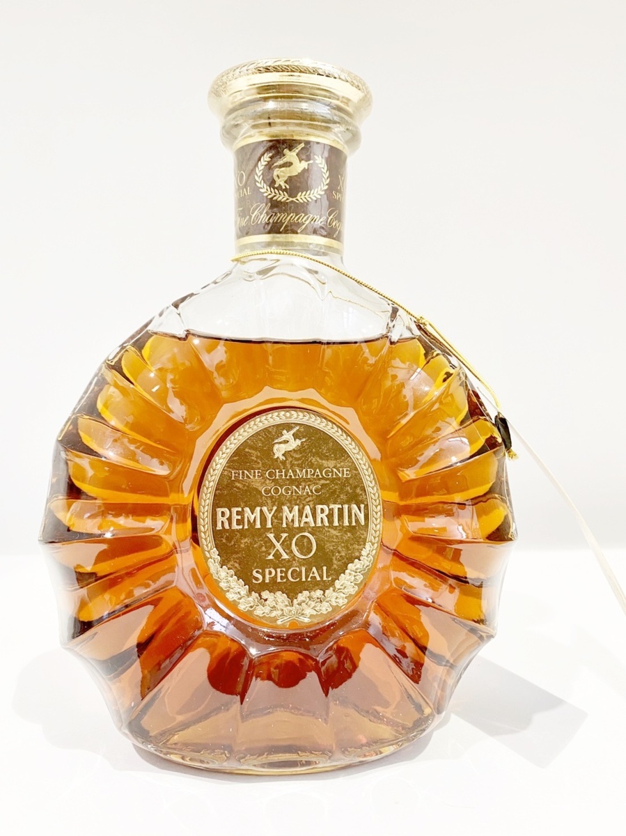 SALE，定番 REMY MARTIN XO SPECIAL レミーマルタン XO スペシャル 旧ボトル 700ml コニャック ブランデー クリアボトル 古酒 未開栓 K1327(レミーマルタン)｜売買されたオークション情報、yahooの商品情報をアーカ コニャック