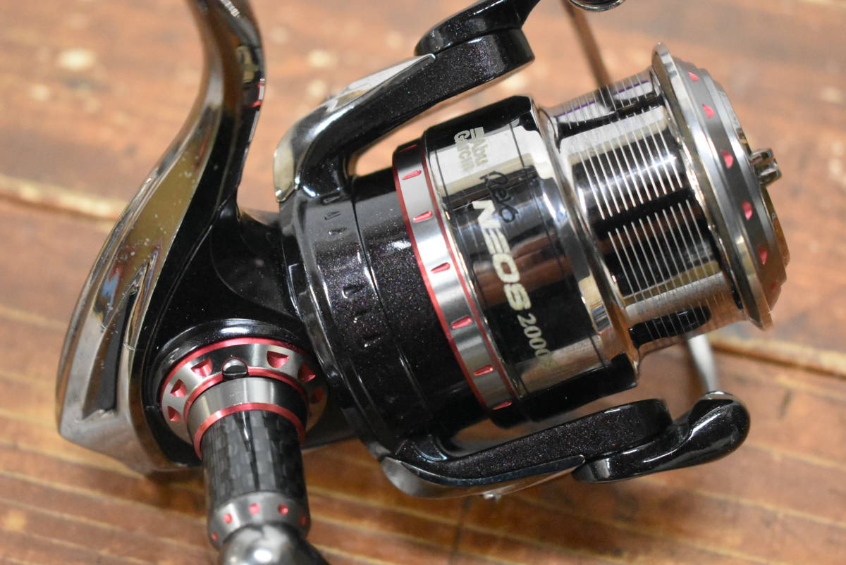 Abu Garcia(アブガルシア) ⁄ REVO NEOS 2000S リール⁄スピニングリール