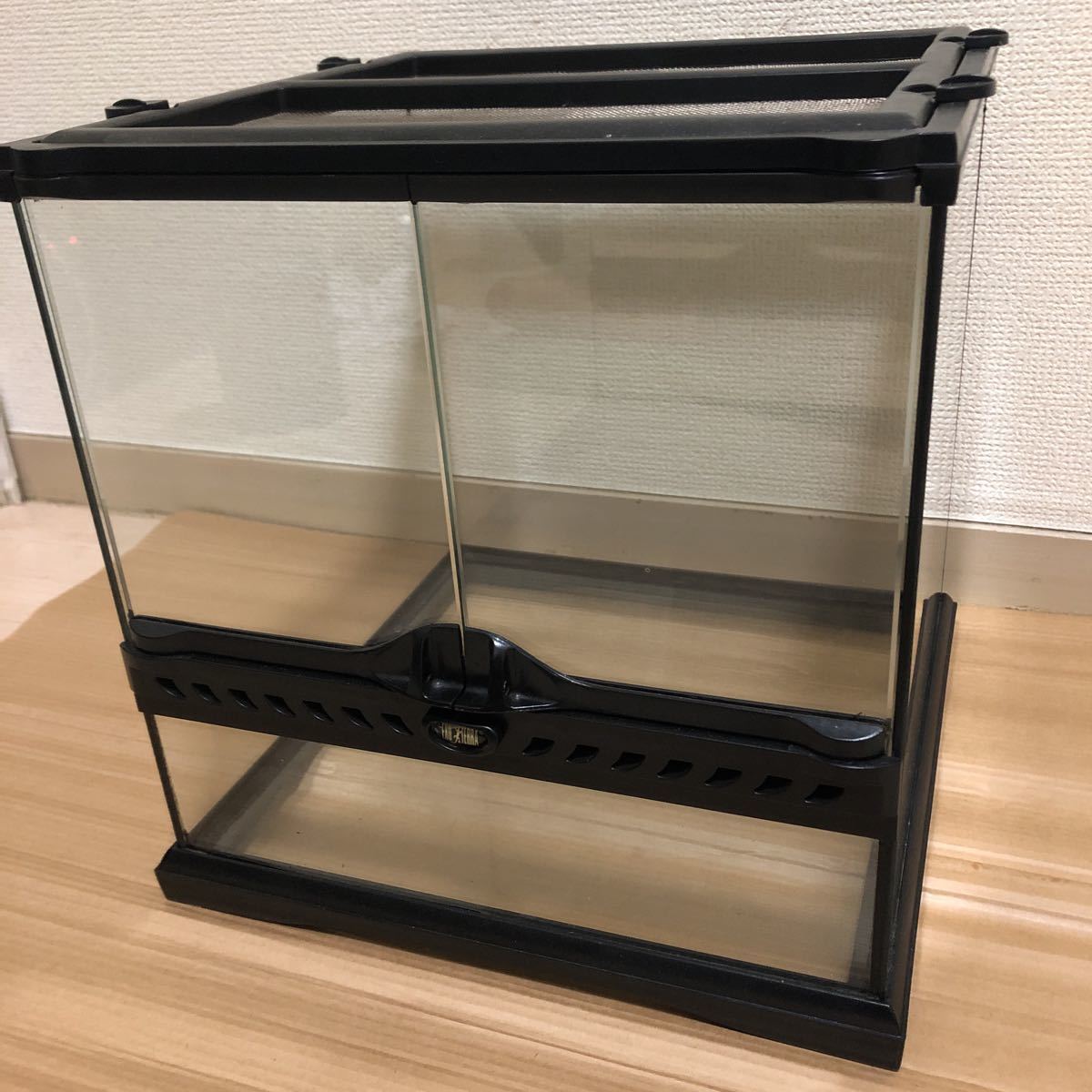 赤字超特価，驚きの破格値，HOT EXOTERRA グラステラリウム 爬虫類ケージ エキゾテラ 300&times;300(飼育ケース)｜売買されたオークション情報、yahooの商品情報をアーカイブ公開 - オークファン 飼育ケース