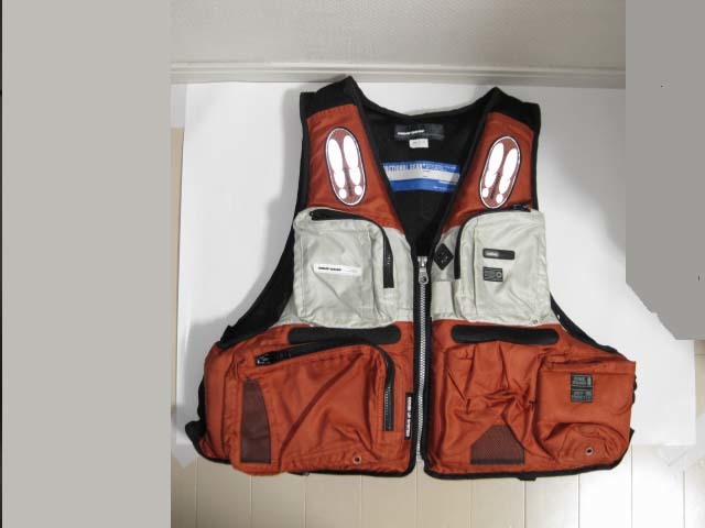 ダイワ製 フローティングジャケット　タイプＡ　GREAT　BANFF　大人用_1