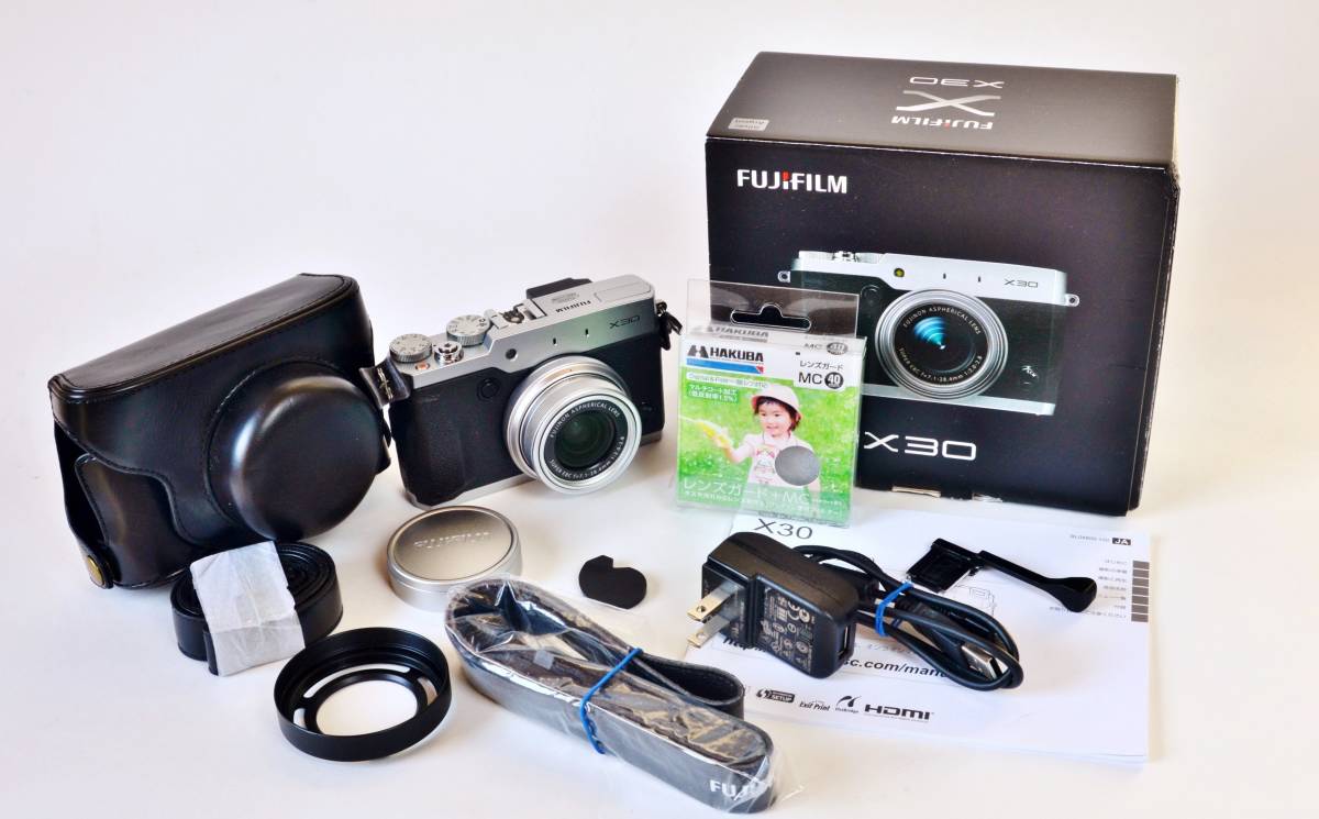 富士フイルムX30 コンパクトデジタルカメラ カメラ、光学機器