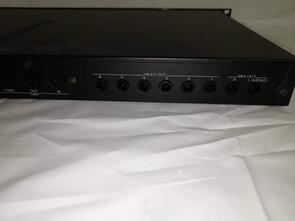 Roland ローランド R-8M 音源モジュール サウンドモジュール