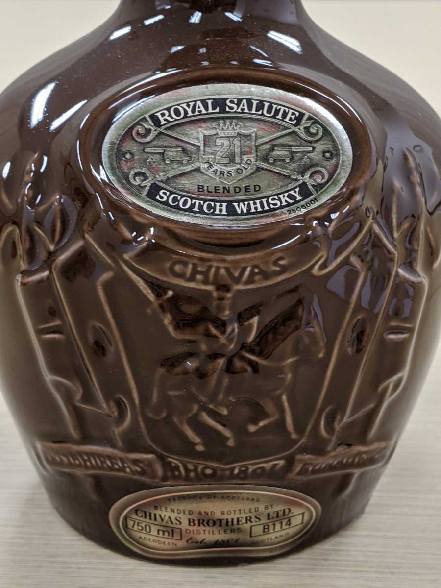 21年 ロイヤルサルート 茶 スコッチ&frasl;4380 ロイヤルサルート21年 1円~ROYAL 【未開栓】ROYAL SALUTE ロイヤルサルート 21年 茶 陶器ボトル スコッチウイスキー 750ml 