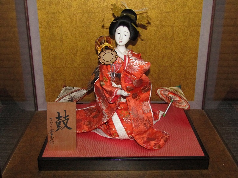 豊玉作 連獅子/大型 ケース入 浮世人形 極美品 今だけ価格！】 日本