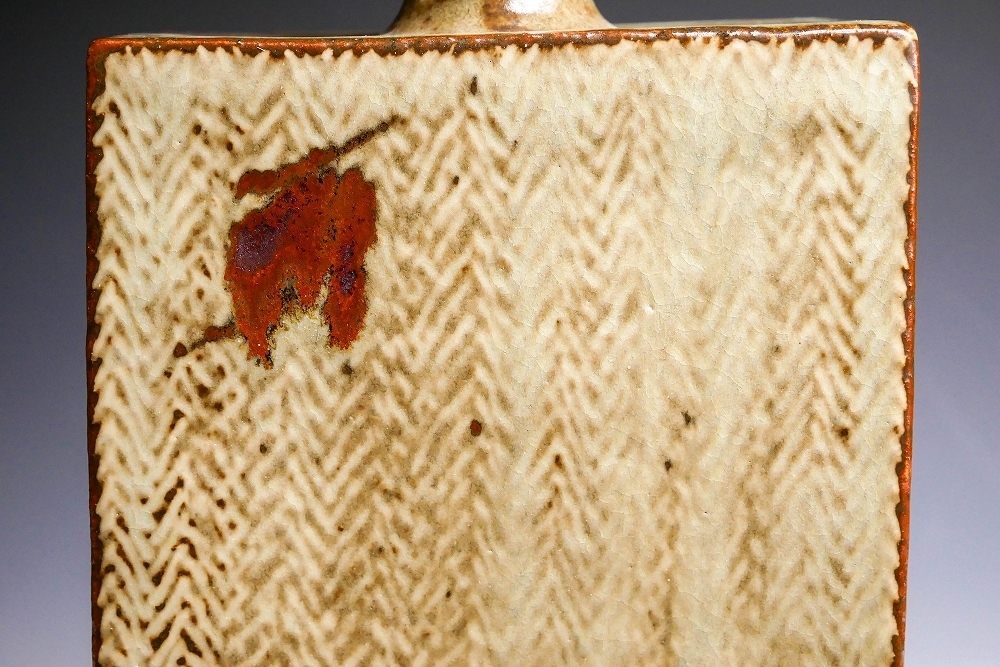 幸 特別展】人間国宝『島岡達三』造 秀逸作 縄文 象嵌 扁壷 共箱◇保証