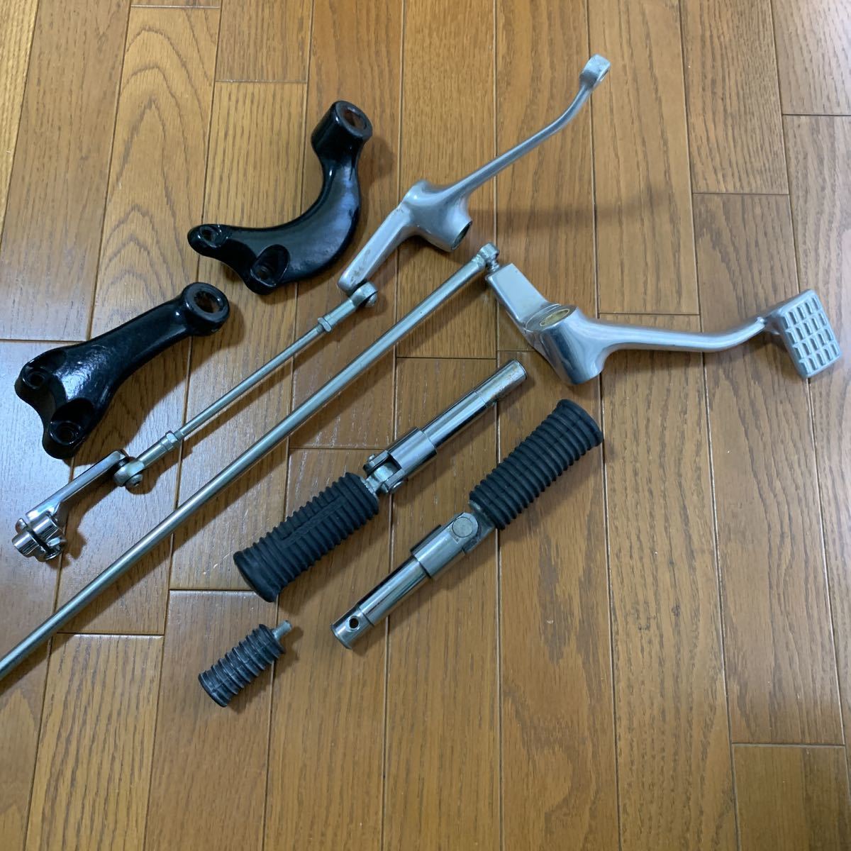 スポーツスター 純正 左右フォワードコントロールセット フォワコン 