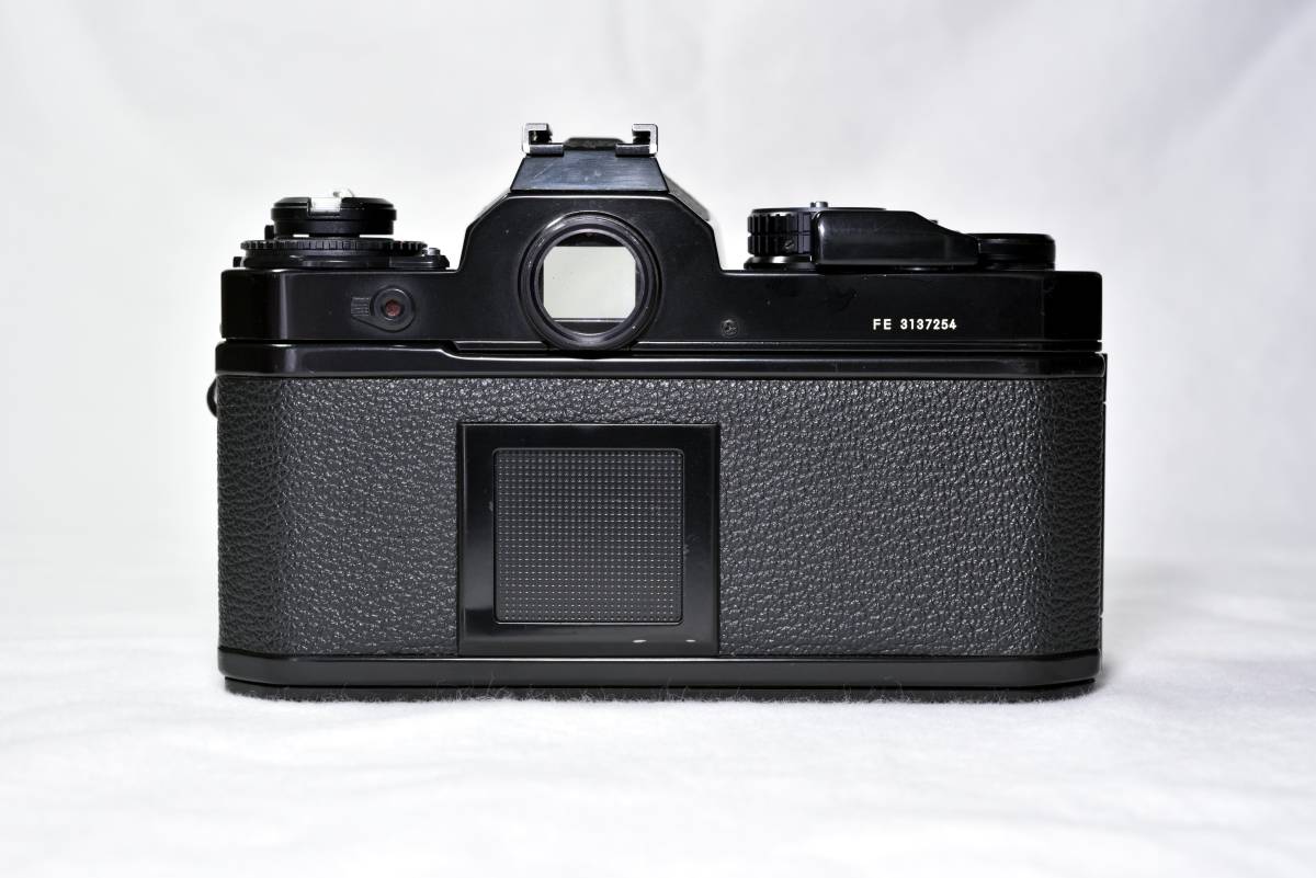 きれいな動作品】Nikon ニコンFE ブラック モルト交換済 きれいな動作