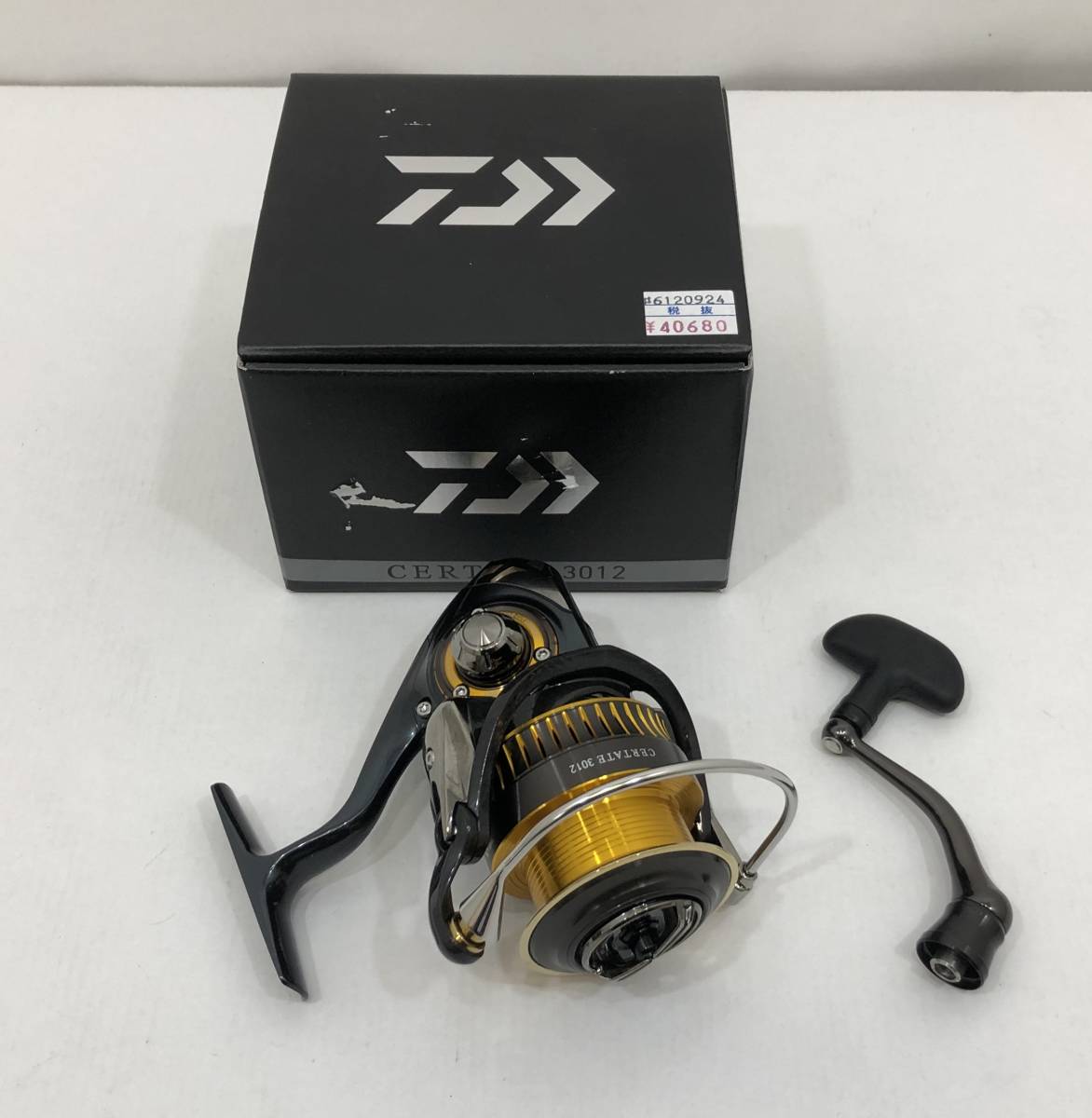 【新作入荷，本物保証】 DAIWA CERTATE 3012 ダイワ 16セルテート 3012 リール 箱付 箱ダメージ有 /釣具/フィッシング(ダイワ)｜売買されたオークション情報、yahooの商品情報をアーカイブ公開 - オークファン ダイワ