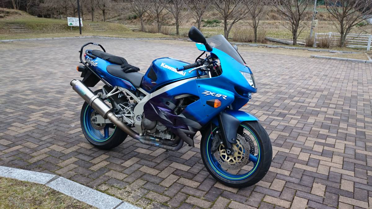zx-9r ベースセット キャリア（パーツ｜バイク用品）：車用品 | ZX-9R