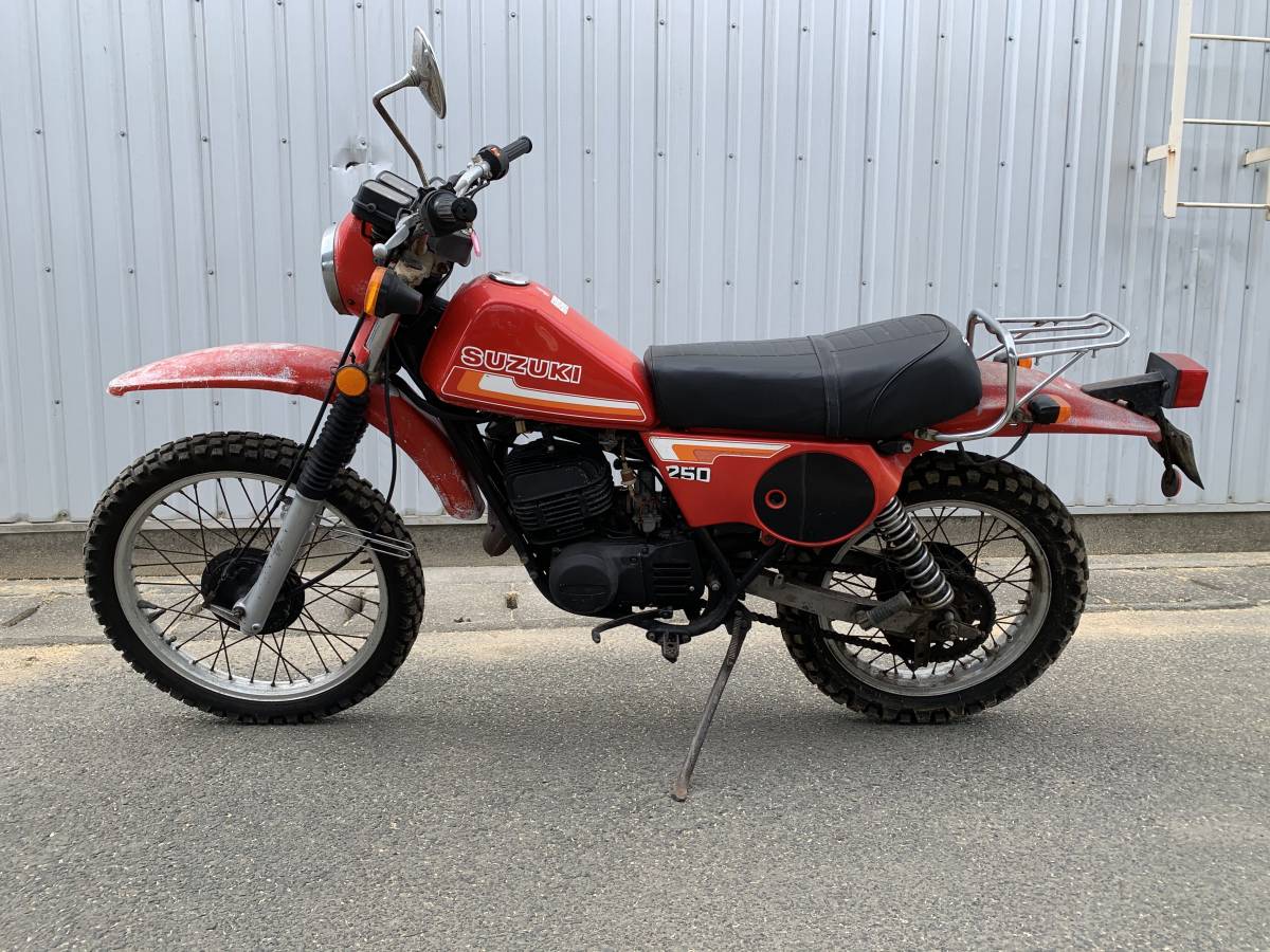 TS250 スズキ HUSTLER 0 名車ライブラリ オフロードバイクなら