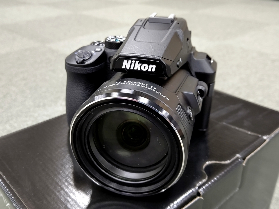 Nikon COOLPIX P950 ニコン 超望遠 光学83倍ズーム デジタルカメラ
